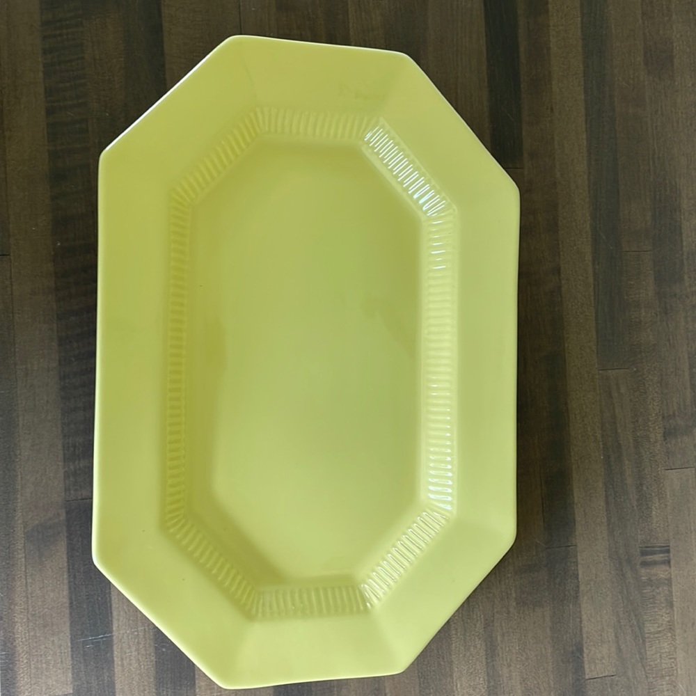 Independence Ironstone made in Japan serving platter,yellow.Excellent condition.